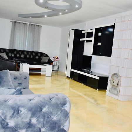 La Dede Hotel Calafat Bagian luar foto