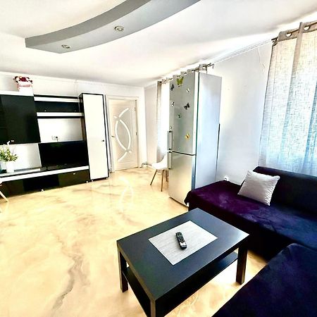 La Dede Hotel Calafat Bagian luar foto
