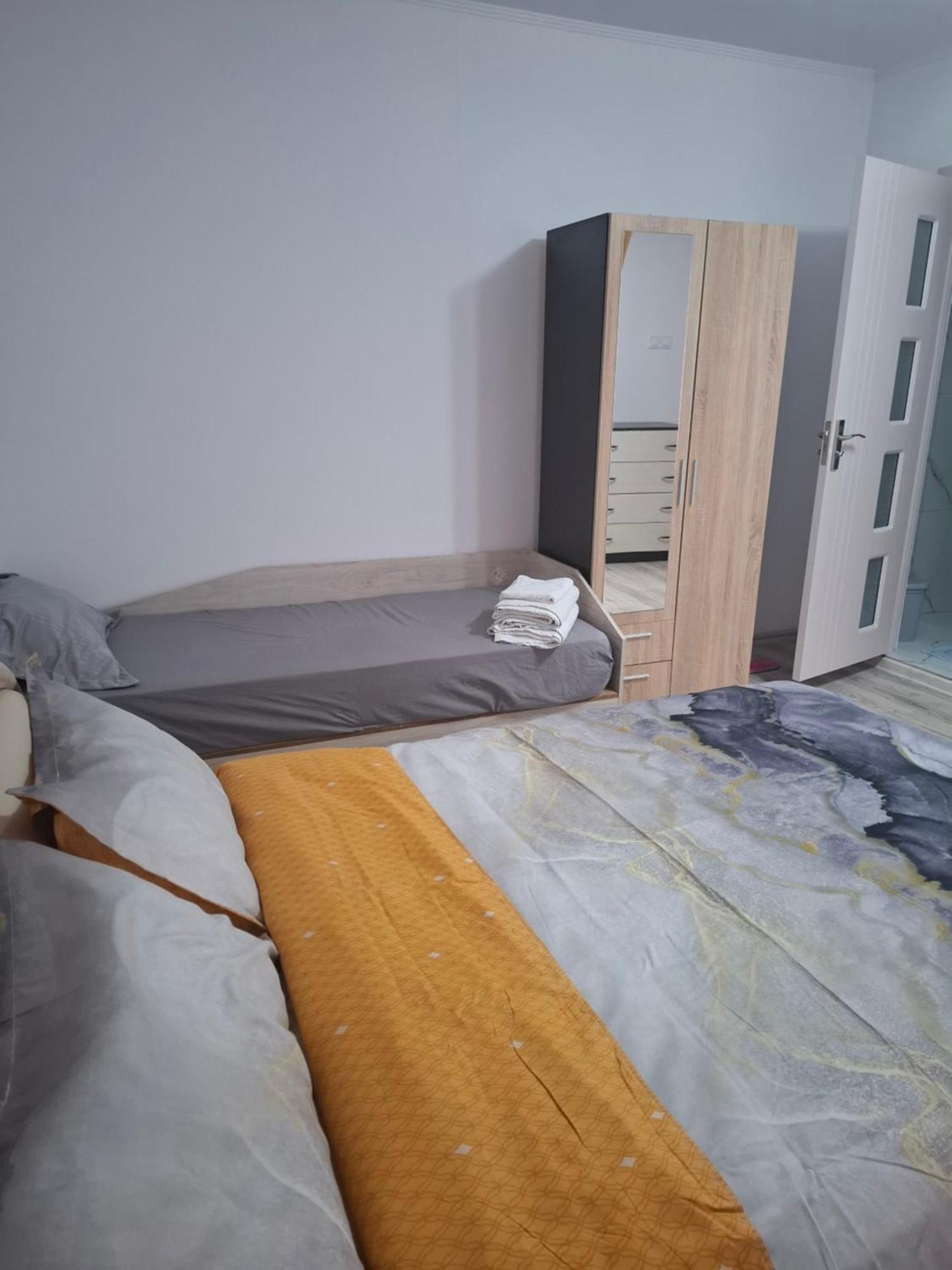 La Dede Hotel Calafat Bagian luar foto